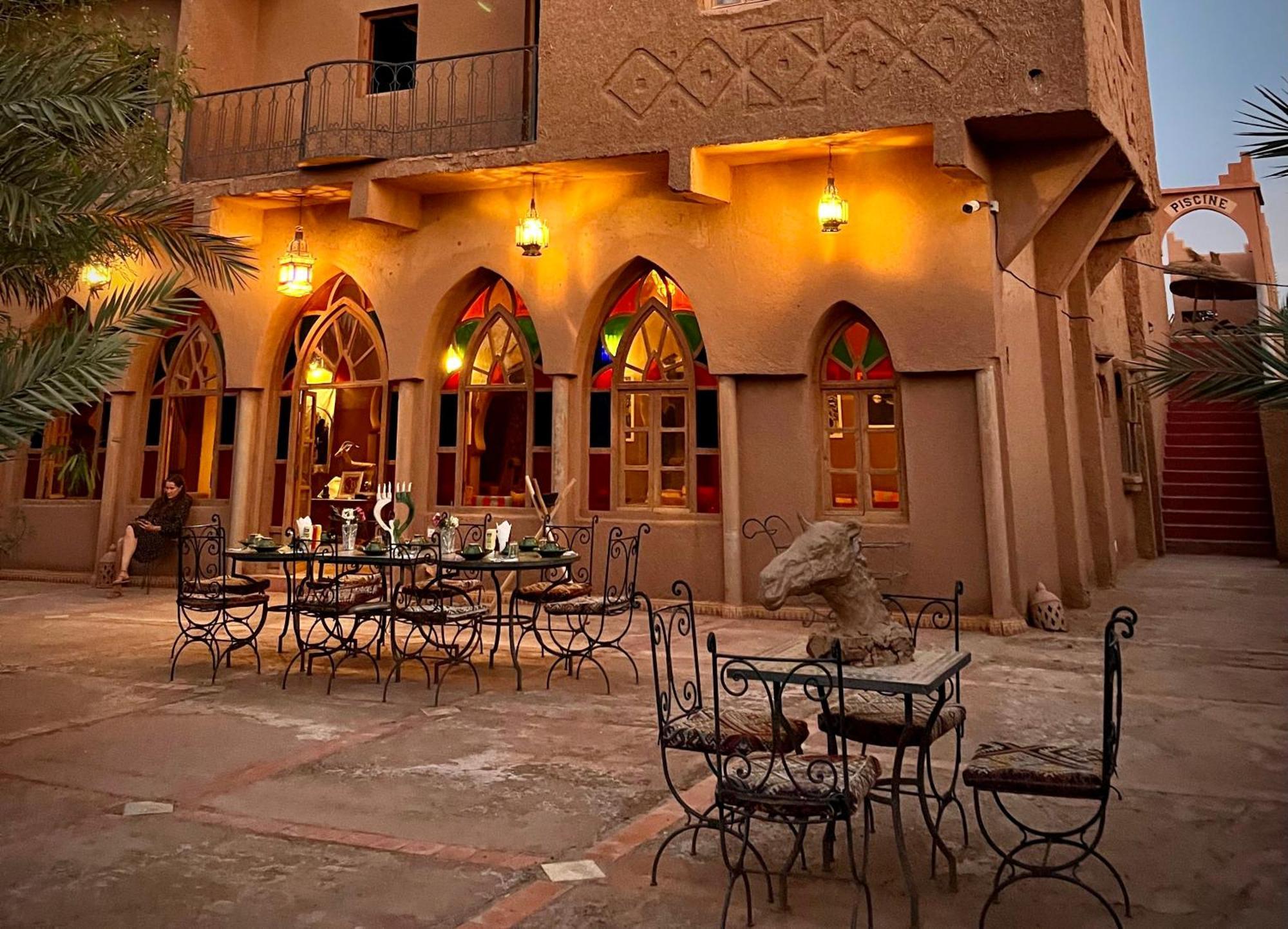 Hotel Carrefour Des Nomades M'Hamid Esterno foto