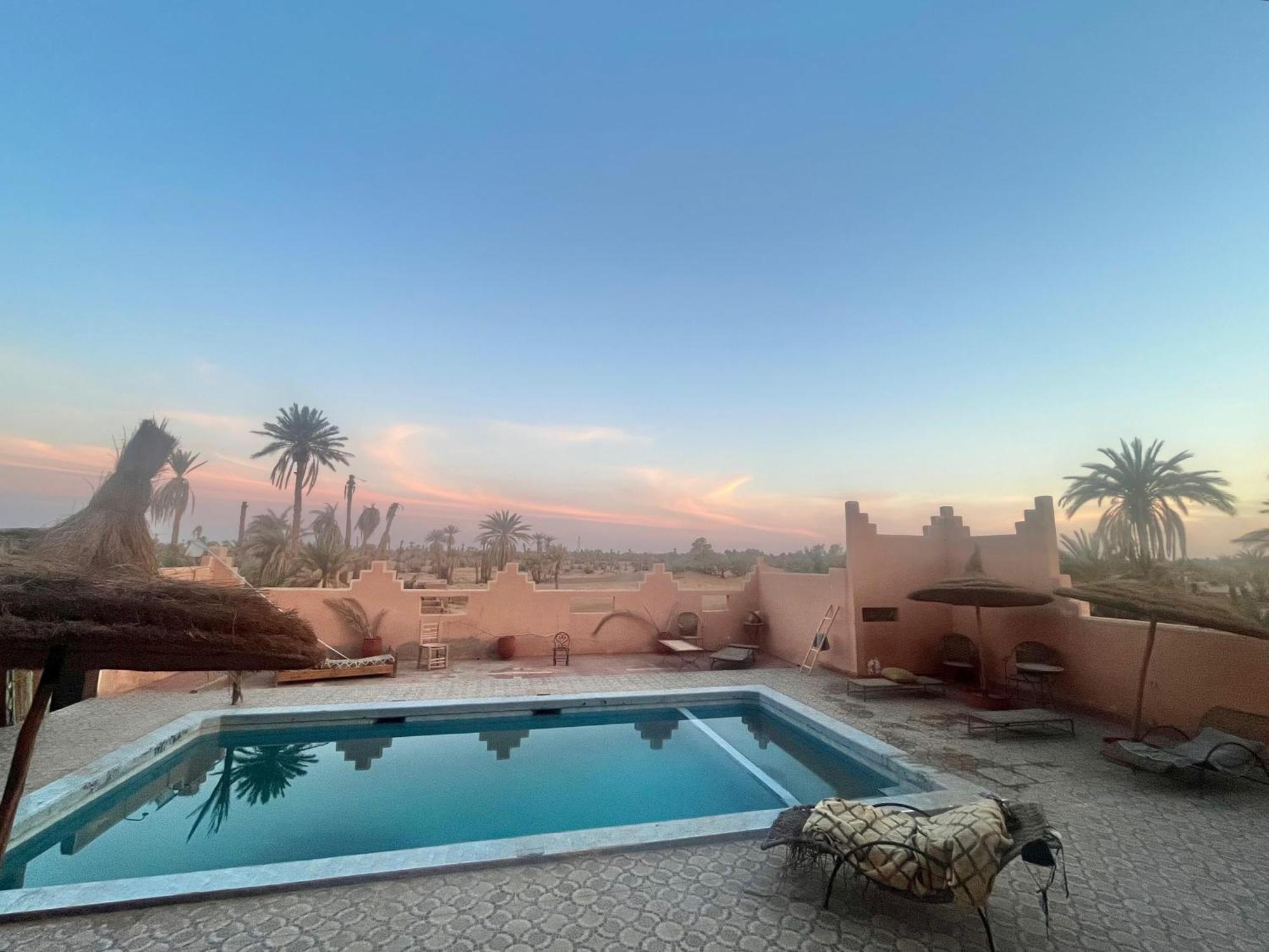 Hotel Carrefour Des Nomades M'Hamid Esterno foto
